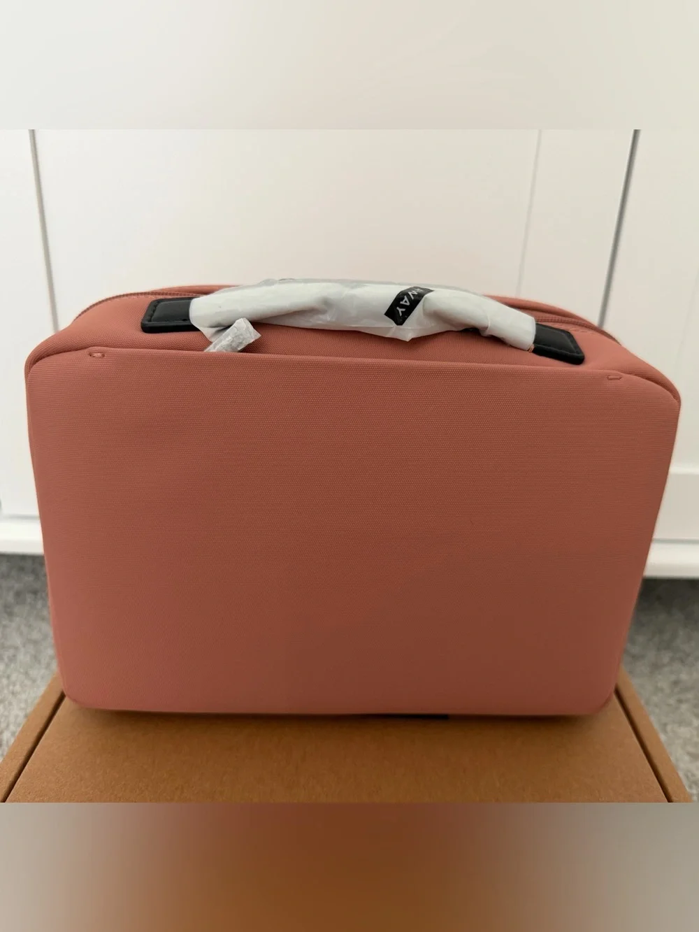 NWT AWAY small toiletry bag in clay pink (limited edition)
